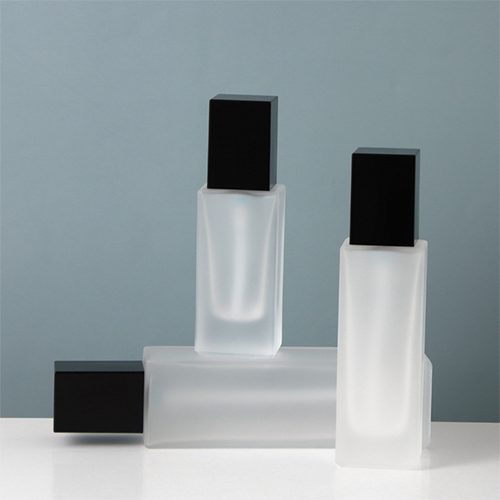 C) ガラスワンドロップポンプ(半透明・角型×角キャップ) 120ml - YOKIプラザ - 化粧品容器