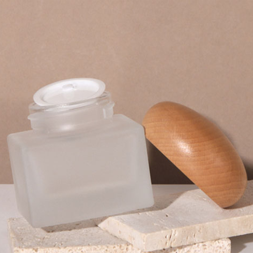 C) ガラスクリームジャー(半透明×木目丸形キャップ) 50g - YOKIプラザ - 化粧品容器
