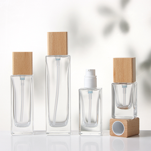 C) ガラスワンドロップポンプ(平角×木目角キャップ) 120ml - YOKIプラザ - 化粧品容器