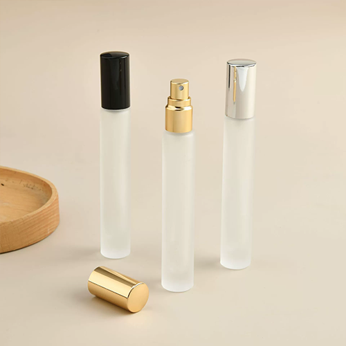 C) アルミキャップガラススプレー(半透明・細長タイプ) 10ml