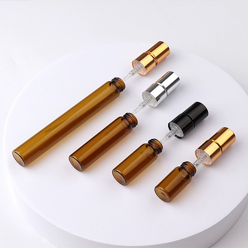 C) アルミキャップガラススプレー(茶色) 2ml