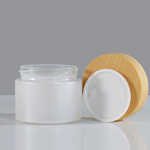 C) ガラスクリームジャー(白×木目キャップ) 50g - YOKIプラザ - 化粧品容器