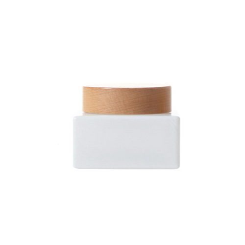 C) ガラスクリームジャー(白・角型×木目キャップ) 50g - YOKIプラザ - 化粧品容器