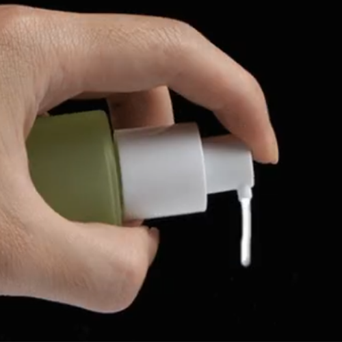 C) ガラスワンドロップポンプ(グリーン×木目キャップ) 120ml - YOKIプラザ - 化粧品容器