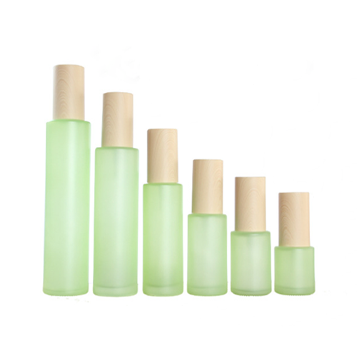 C) ガラススプレー(グリーン×木目キャップ) 120ml - YOKIプラザ - 化粧品容器