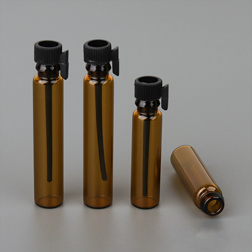 C) ガラスセントチューブペンタイプ(茶色) 1ml