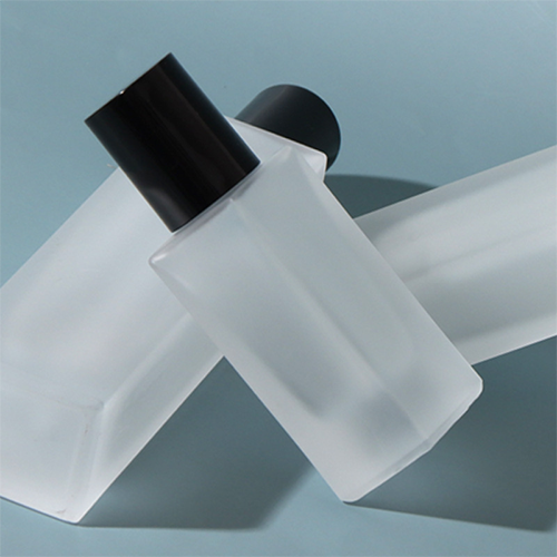 C) ガラスワンドロップポンプ(半透明・角型×丸キャップ) 120ml - YOKIプラザ - 化粧品容器