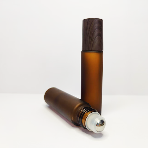 C) ガラス ロールオンオイル容器(茶色半透明) 10ml