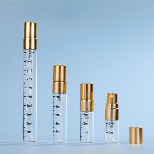 C) アルミキャップガラススプレー(目盛付) 5ml